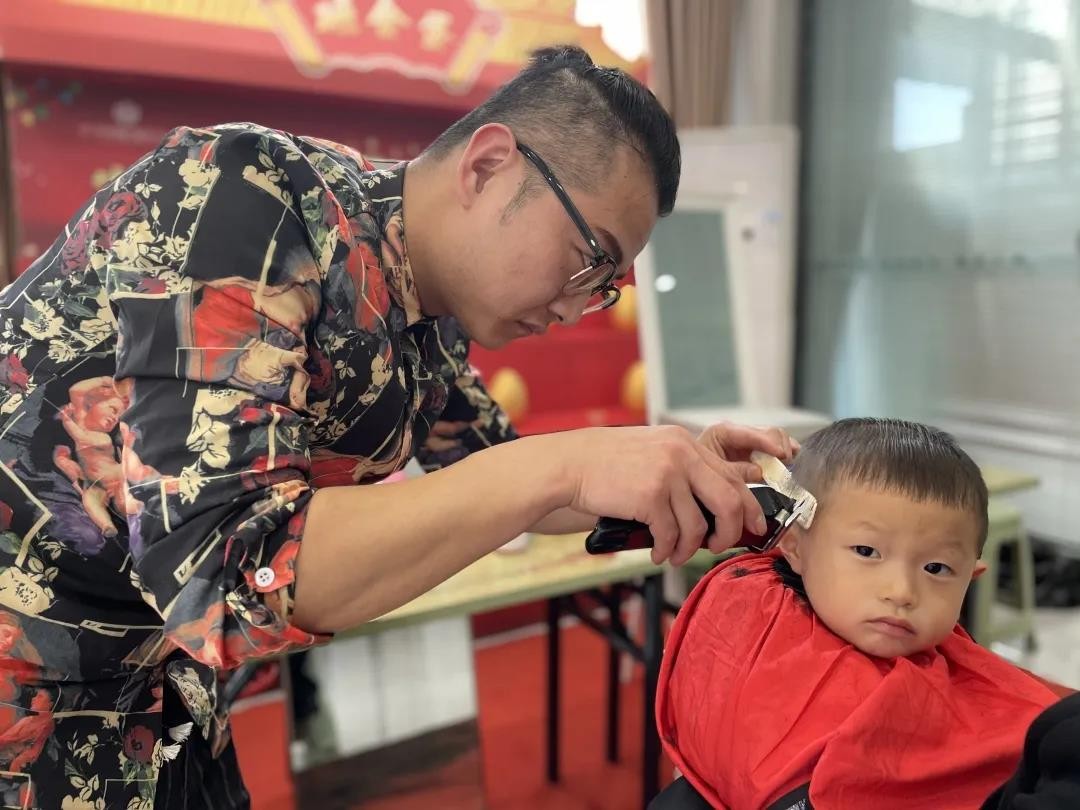 二月二丨剪龍頭、中彩頭，孝義農(nóng)產(chǎn)品大市場邀您免費(fèi)剪頭啦！