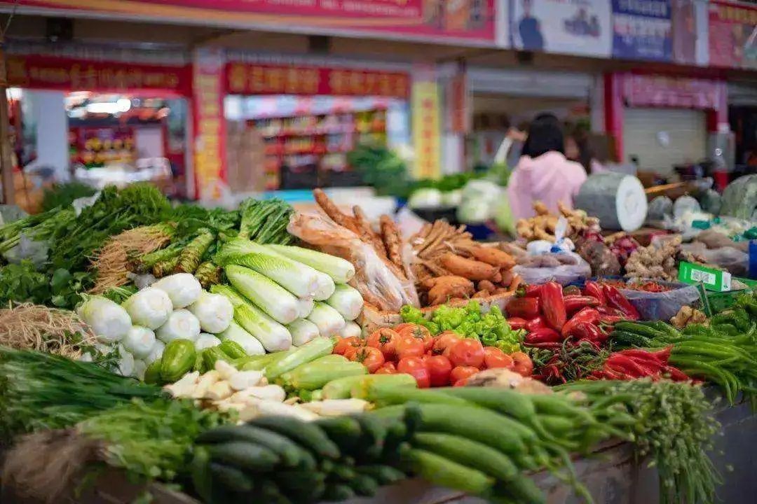 走！一起去逛菜市場(chǎng)